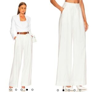 NONChalant Label Fabi Pleated Wide-Leg Pants in White Size Medium